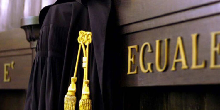 Giustizia: ok emendamento di Fi, cambia esame avvocati 2023