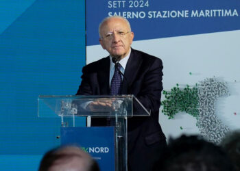 Autonomia, De Luca: «Distruttiva, Italia si salva solo unita»