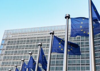 Il piano Ue anti-crisi: ‘Più smart working e sconti sui mezzi pubblici’