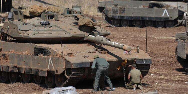 Idf, ‘primi raid contro Hezbollah dopo il cessate il fuoco in Libano