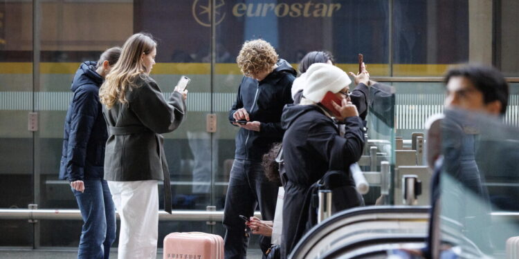 Dopo aeroporti è risiko dei binari, Fs e Virgin sfidano Eurostar. Italo in Germania