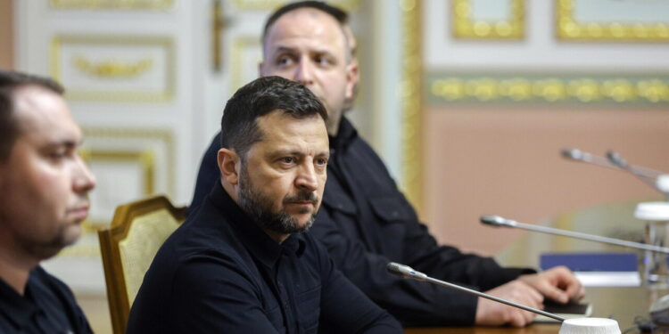 Zelensky, ‘deliberato attacco russo a treno al confine con Polonia’