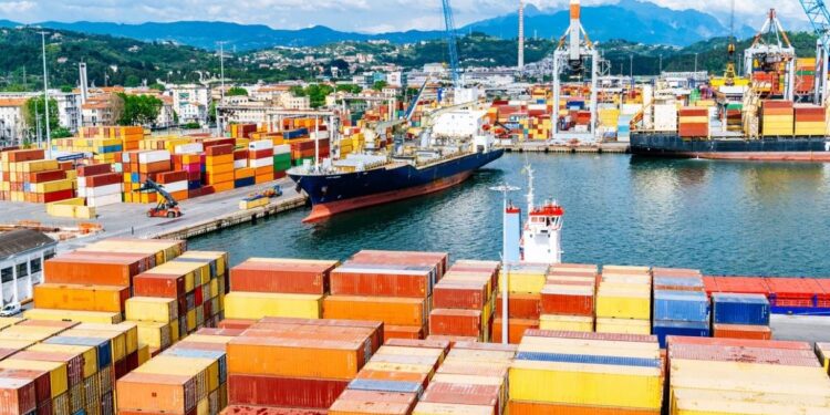 Export italiano oltre 337 miliardi: la classifica delle regioni che corrono di più