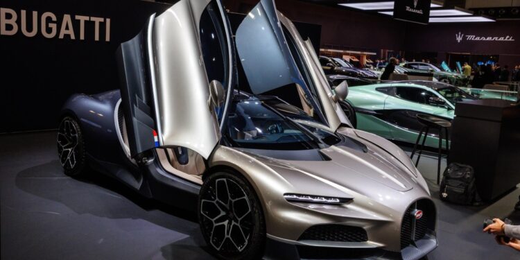 Porsche ha venduto le sue quote in Bugatti: chi controlla ora il marchio