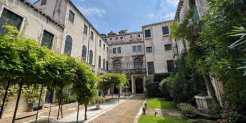 A Venezia la Maison Pierre Cardin inaugura Palazzo Cardin, il museo dedicato al suo fondatore