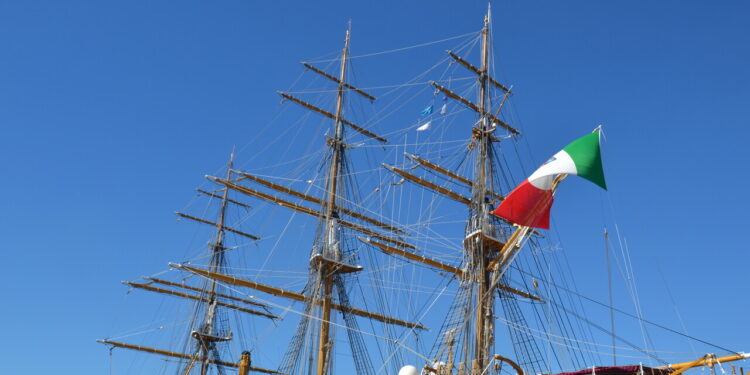 Nave Vespucci in Italia dopo tour Nord America, ‘siamo tornati a casa’