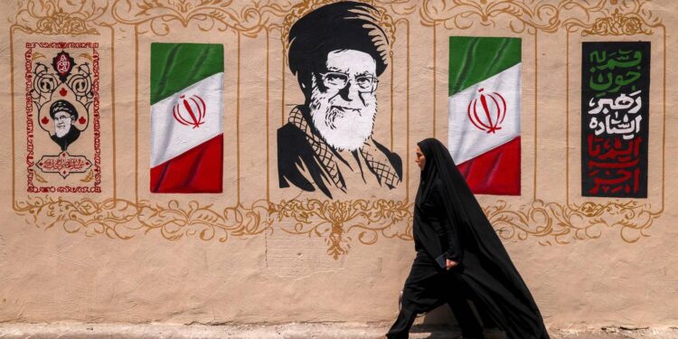 Iran, Teheran accusa Usa: “Rinnegato accordo di giugno, ma se rispettano impegni faremo lo stesso”